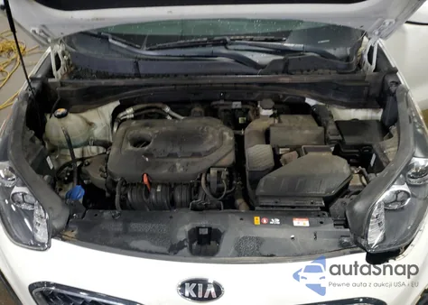 2020 Kia Sportage Lx z USA, uszkodzony, nr VIN KNDPMCAC7L7651442